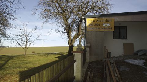 Nature against the Autobahn, Bild 10